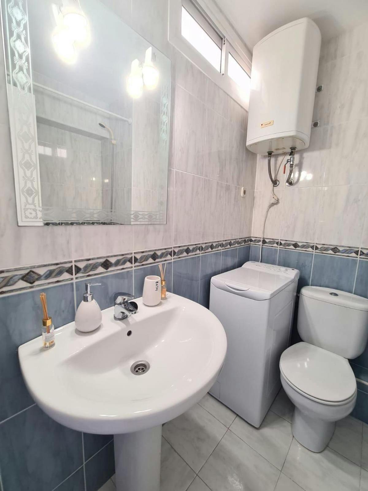 Apartamento 2 Hab. Con Vistas En Беналмадена Екстериор снимка